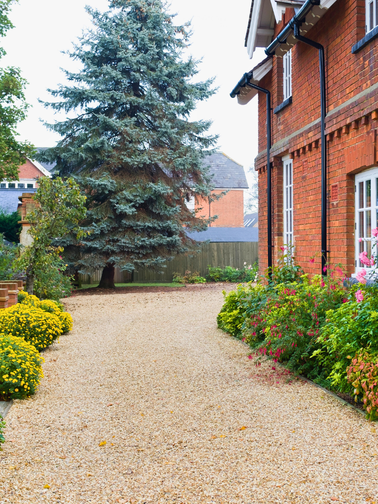 gravel-driveway-london